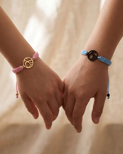 Personalized Monogram Bracelet for Kids — Custom Initials - OmniQ™