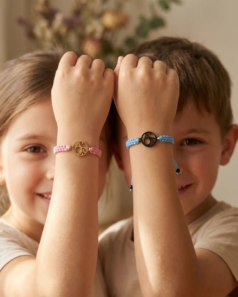 Personalized Monogram Bracelet for Kids — Custom Initials - OmniQ™