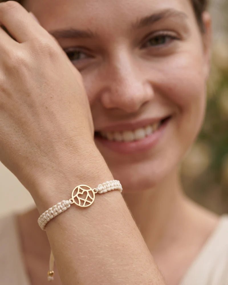 Personalized Monogram Bracelet for Her — Custom Initials - OmniQ™